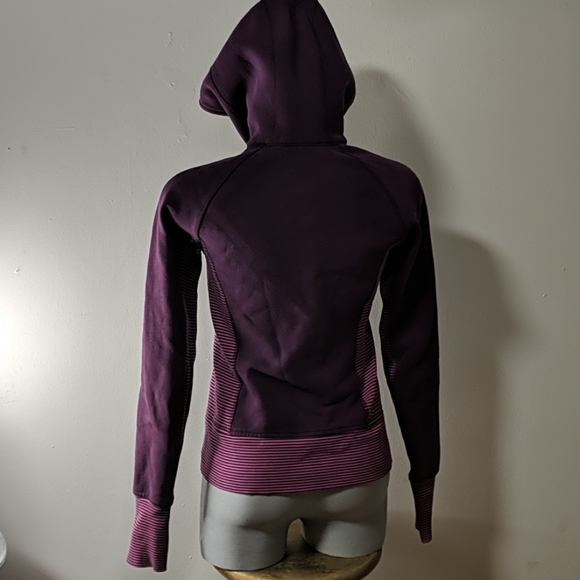 Lululemon Scuba Hoodie MAROON AND HOT PINK - Picture 3 of 6